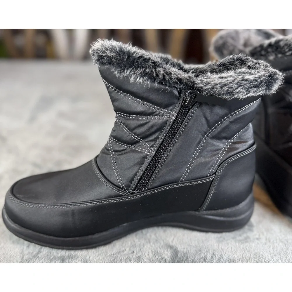 Totes Boots Womens Size 7 Fauna II Winter Snow Waterproof Faux Fur Zip Warm